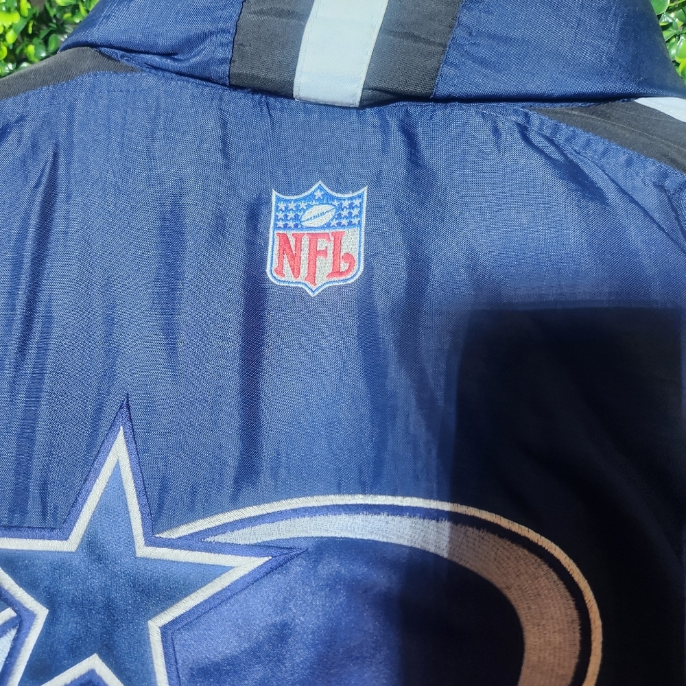 NFL Pro Line Authentic Coyboys Jacket Size 2 XL with velcro pocket closure - Picture 14 of 15